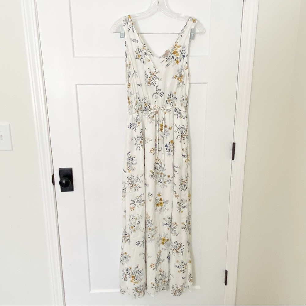 Lucky Brand maxi tie waist cream floral dress size XS